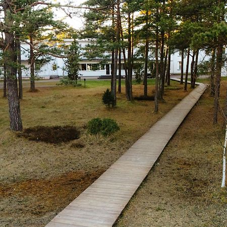 Saaremaa Rannahotell ' Beach Hotel Mandjala ภายนอก รูปภาพ
