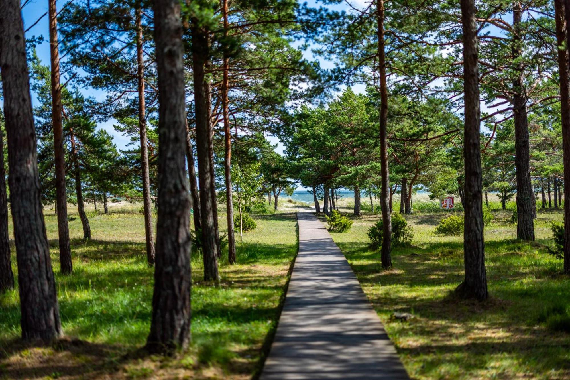Saaremaa Rannahotell ' Beach Hotel Mandjala ภายนอก รูปภาพ