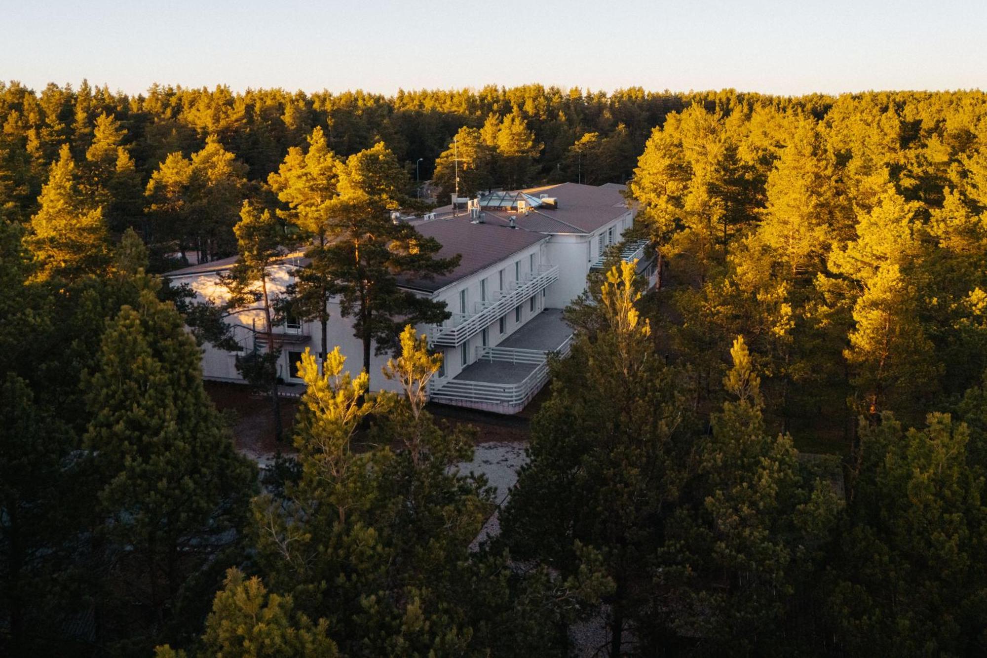 Saaremaa Rannahotell ' Beach Hotel Mandjala ภายนอก รูปภาพ