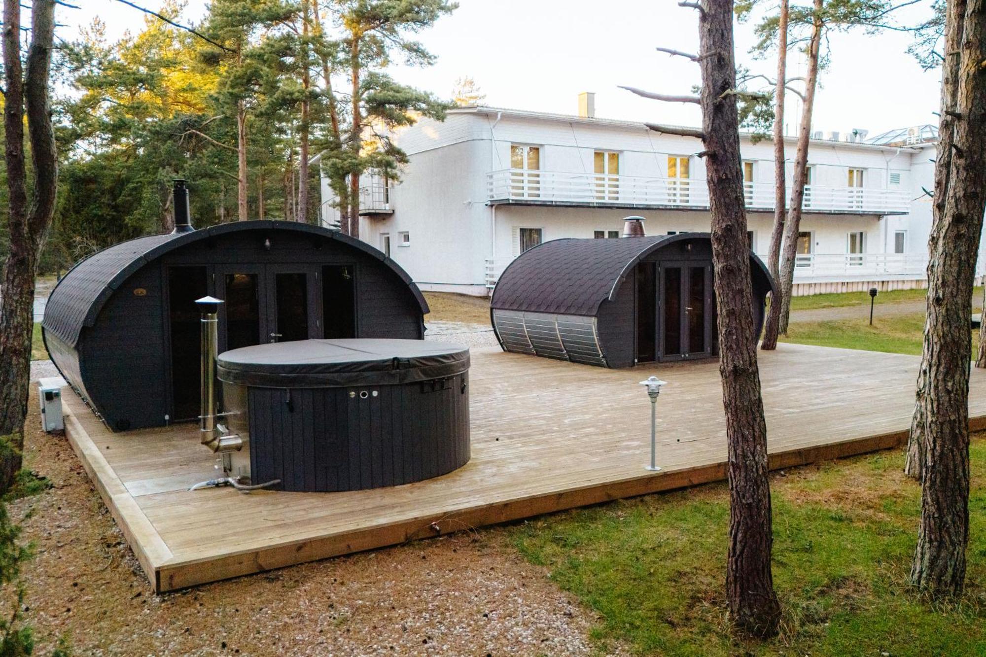 Saaremaa Rannahotell ' Beach Hotel Mandjala ภายนอก รูปภาพ