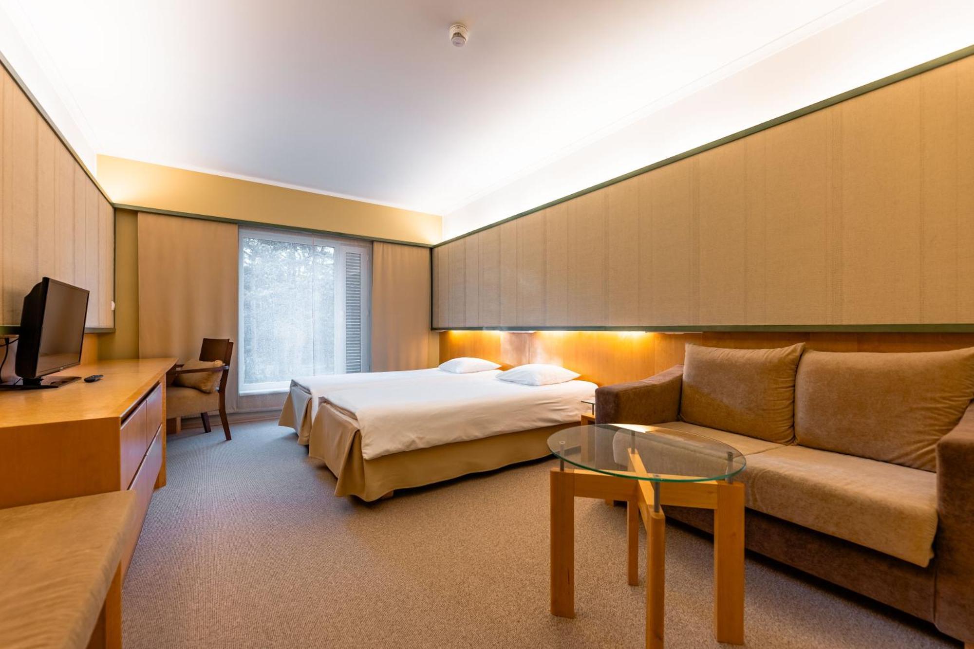 Saaremaa Rannahotell ' Beach Hotel Mandjala ภายนอก รูปภาพ
