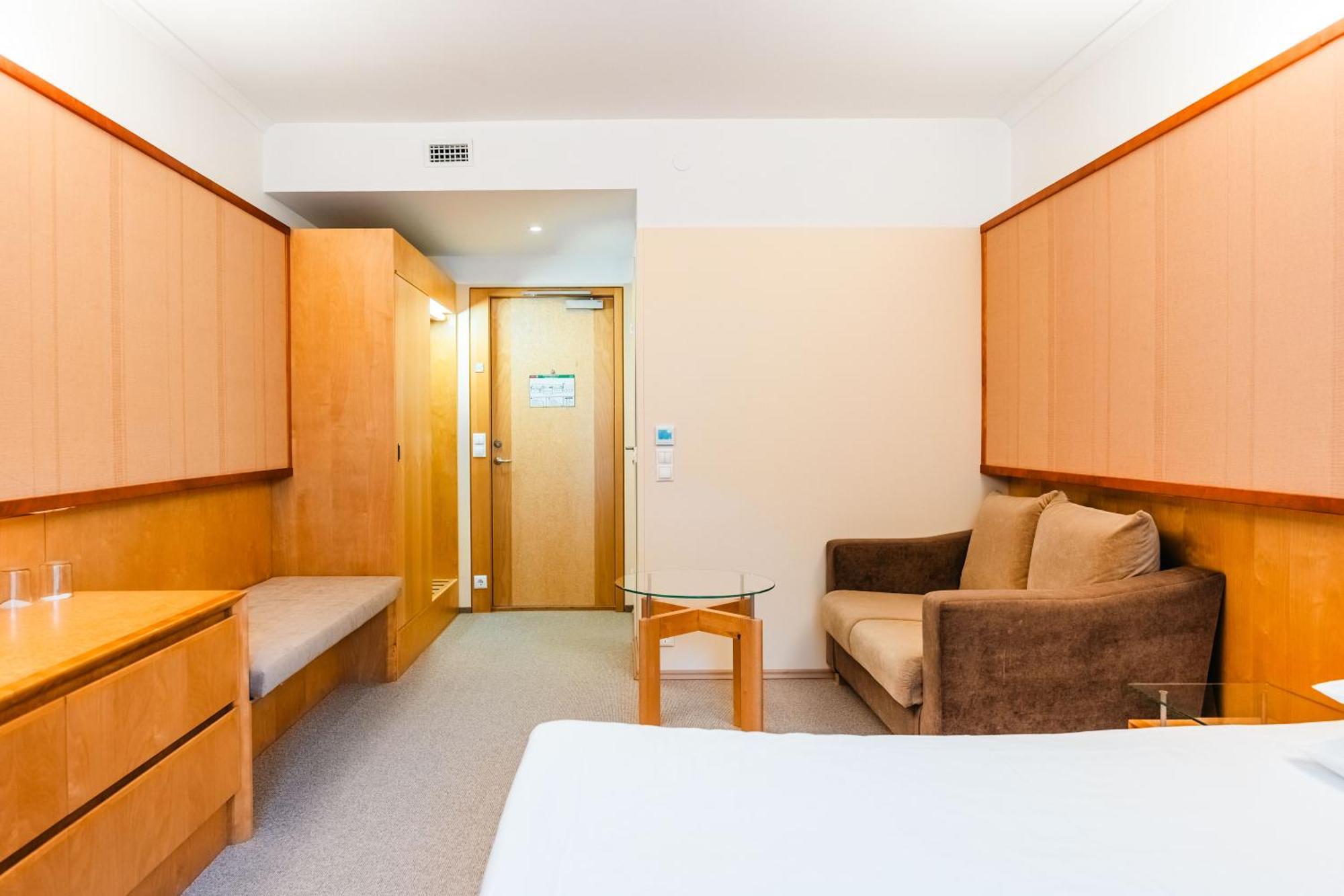 Saaremaa Rannahotell ' Beach Hotel Mandjala ภายนอก รูปภาพ